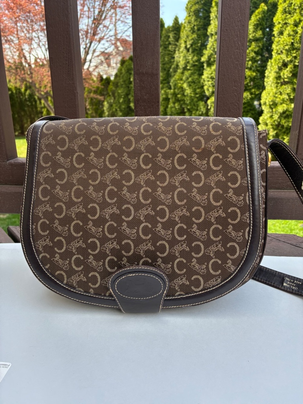 Pre-loveAuthentic Celine Vintage Brown Handbag – Timeless Chic Style